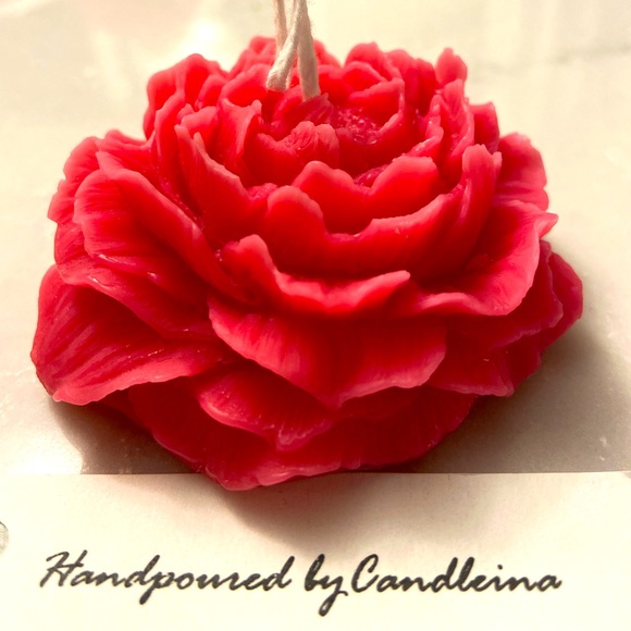 Flower Candle - Picture 1 of 1